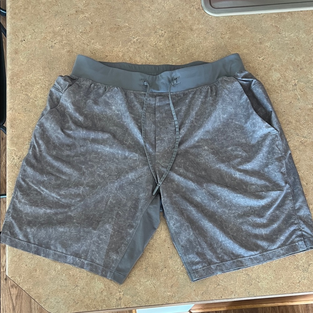 lululemon athletica T.H.E. Shorts - Lined 9”